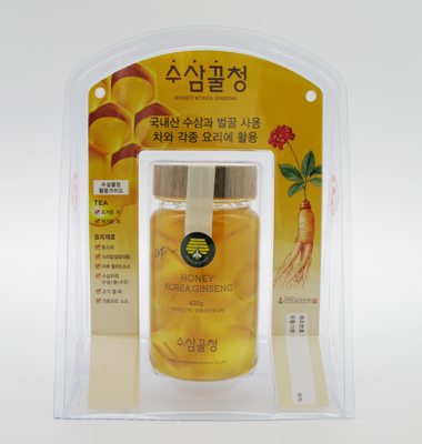 It is a Korean ginseng tea soaked in honey which giving the rich taste.